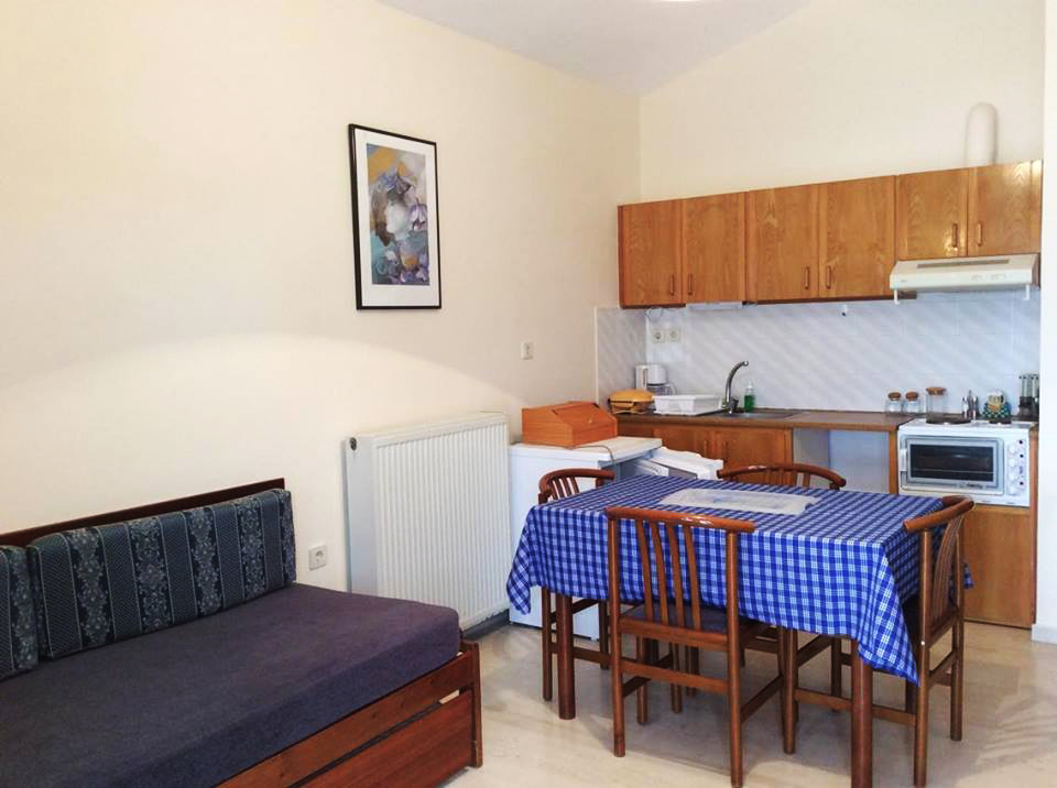 Full furnished apartment in Kefalas /3